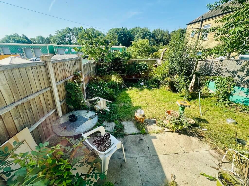 Property photo 2 of 11