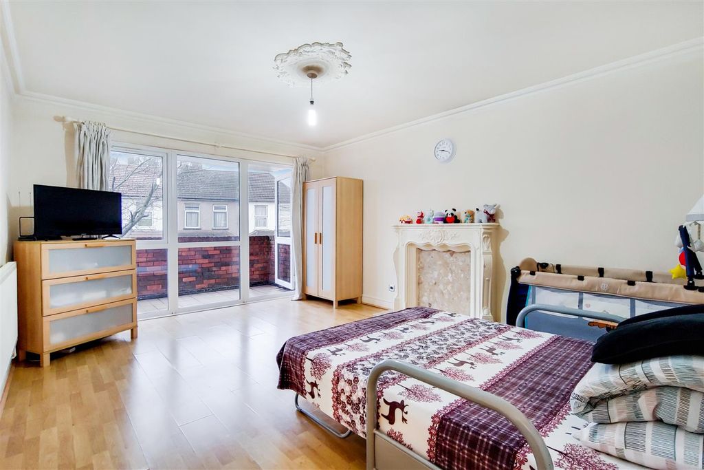 Property photo 3 of 12 3_Reception-0.Jpg
