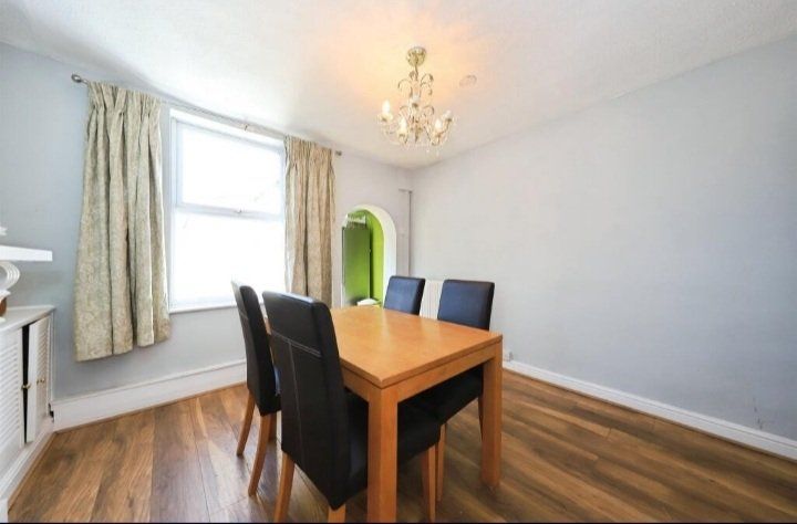 Property photo 3 of 11 Picture No. 04