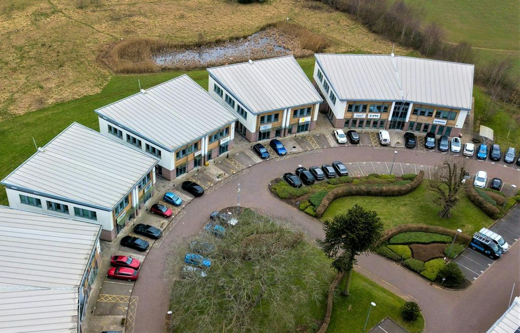 Property photo 2 of 11 3Bb79De0B749Bdf79dc6Bce94B3F8078Topaz12.Jpg