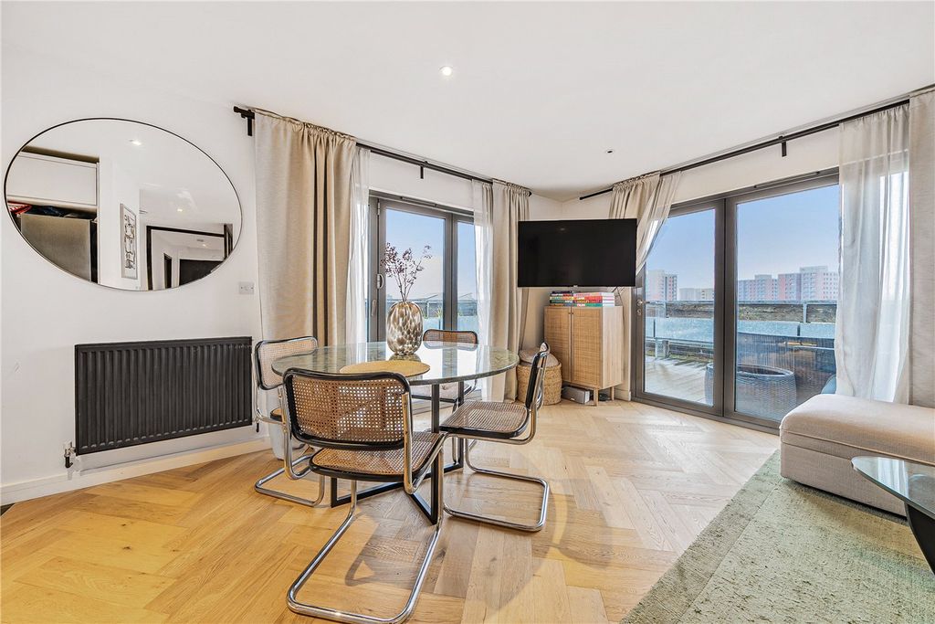 Property photo 1 of 19 Picture No. 10