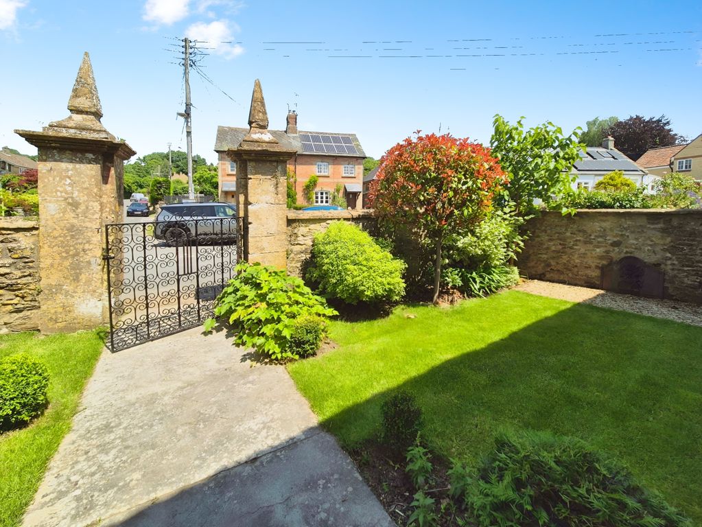 Additional image 13 of 3 bed semi-detached house to rentThe Pinnacles, Weston Street BA22