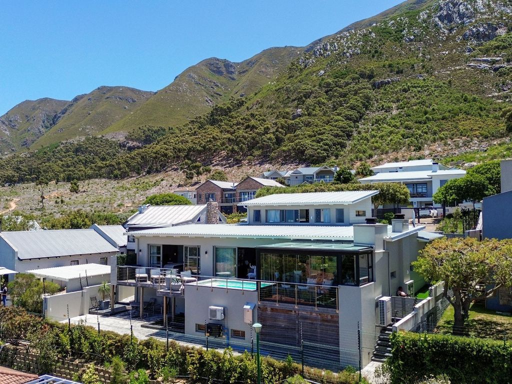 Property photo 1 of 49 Hf1719529