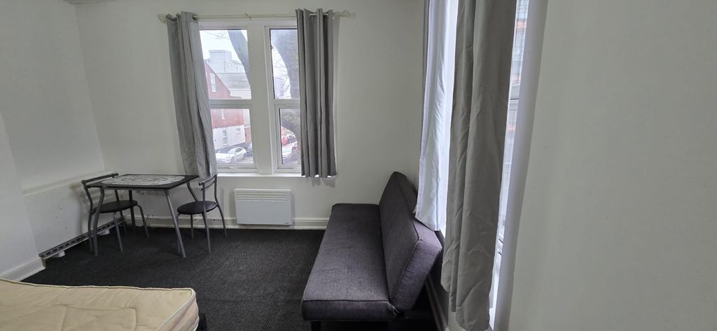 Property photo 3 of 5 Photo 2