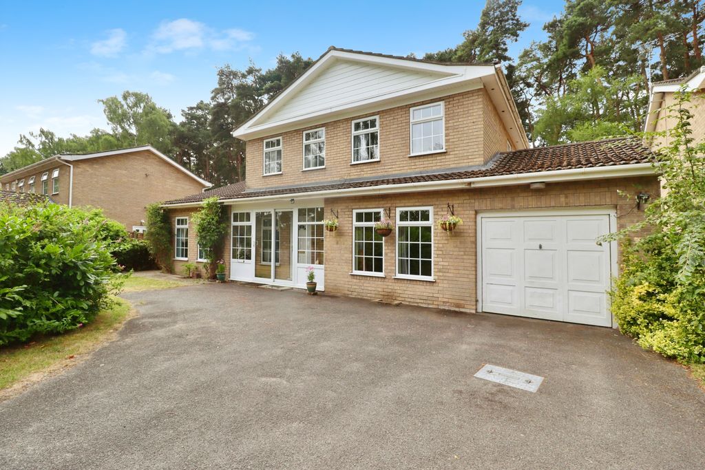 Property photo 1 of 20