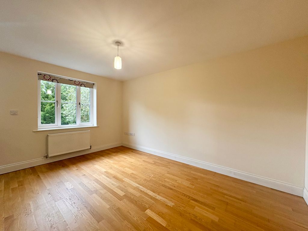 Property photo 3 of 7 Lounge