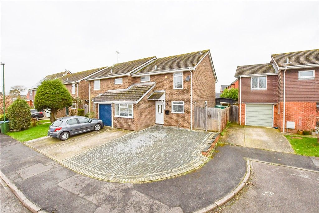 Property photo 1 of 13 External (Web)