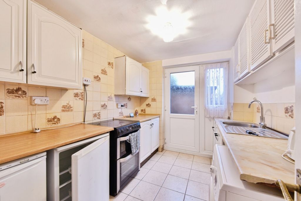 Property photo 2 of 14 Pbox-Img.Jpg