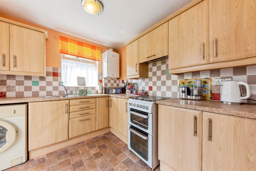 Property photo 3 of 19