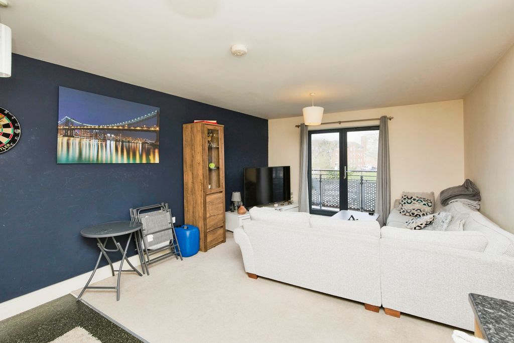 Property photo 2 of 17 Kitchen Lounge Diner