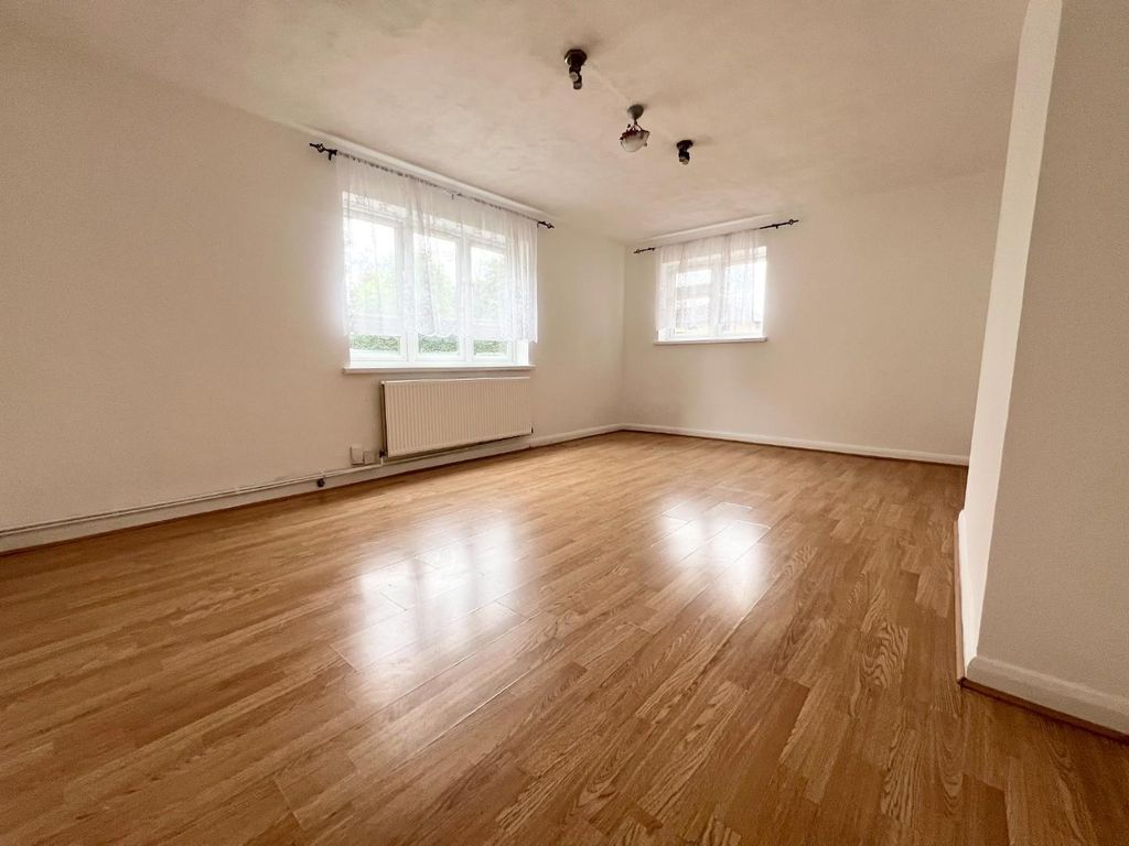 Property photo 3 of 9 Pic 1.Jpg