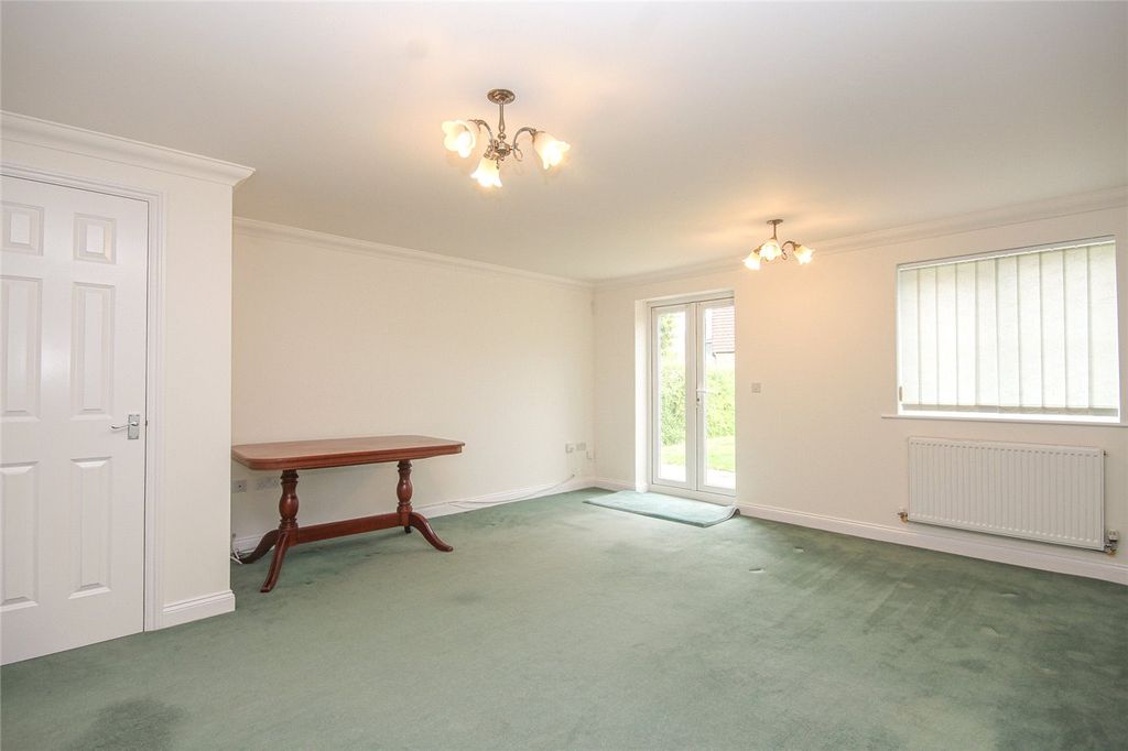 Property photo 2 of 12 Reception