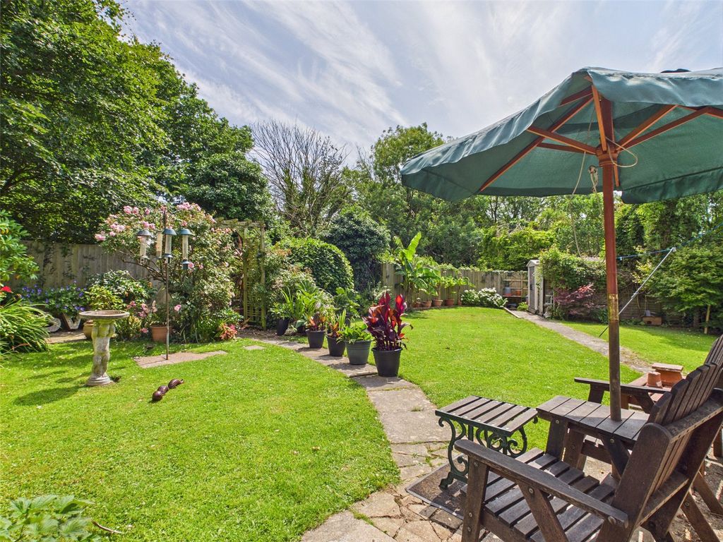 Property photo 2 of 12 Picture No. 02