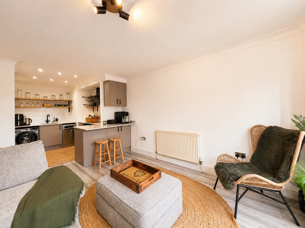 Property photo 3 of 15 Photo #3