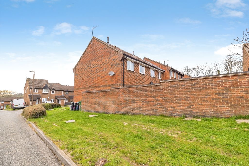 Property photo 2 of 17 Pbox-Img.Jpg