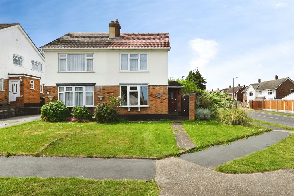 Property photo 1 of 16