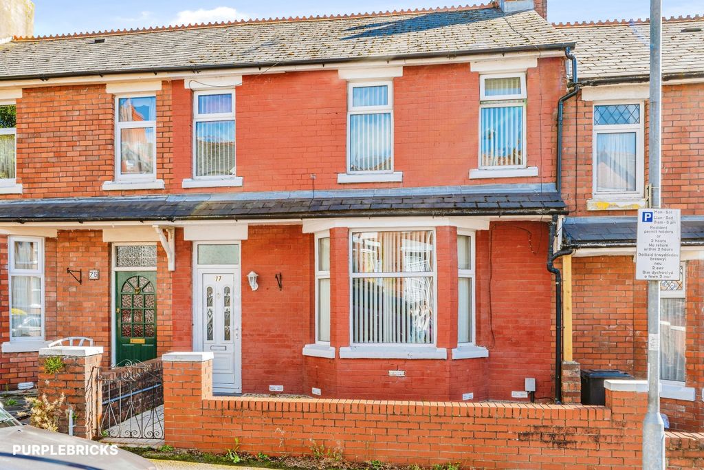 Property photo 1 of 33