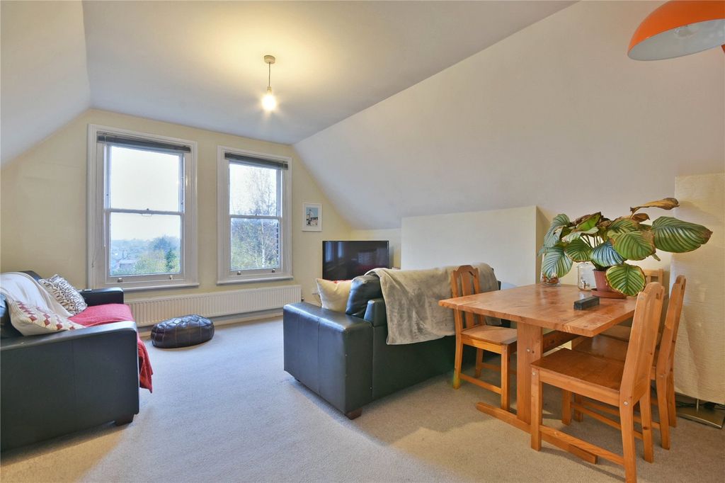 Property photo 1 of 9 Picture No. 23