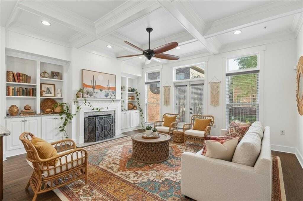 Property photo 2 of 3 <Alttext/>