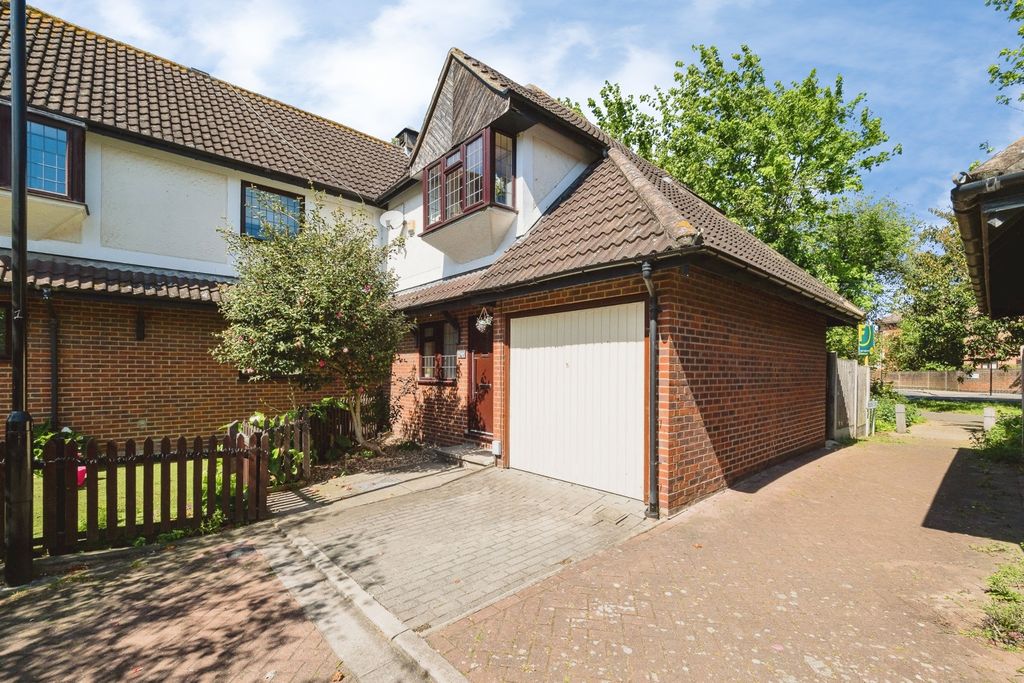 Property photo 1 of 21 Pbox-Img.Jpg