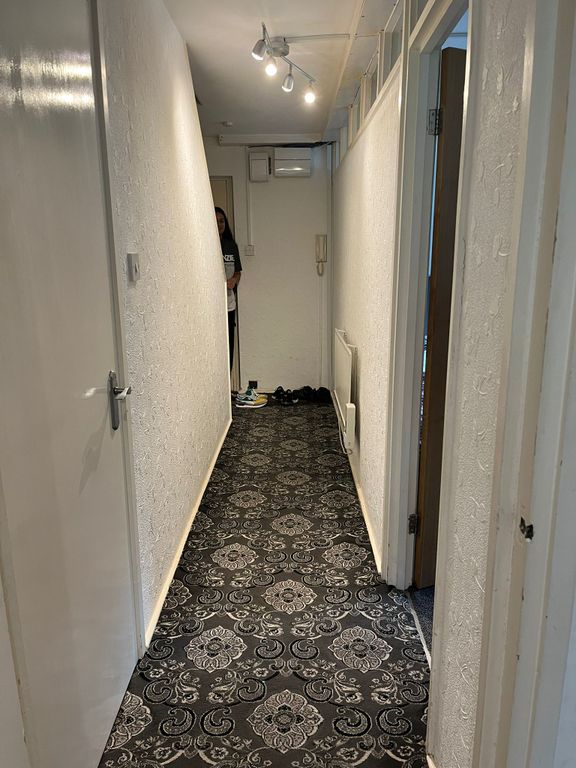 Property photo 3 of 15 Hallway