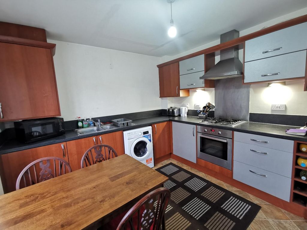 Property photo 1 of 9 0 General