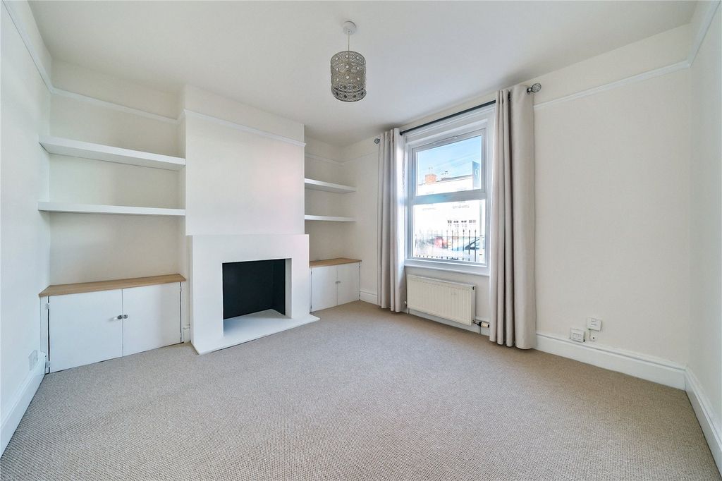 Property photo 3 of 18 Picture No. 21