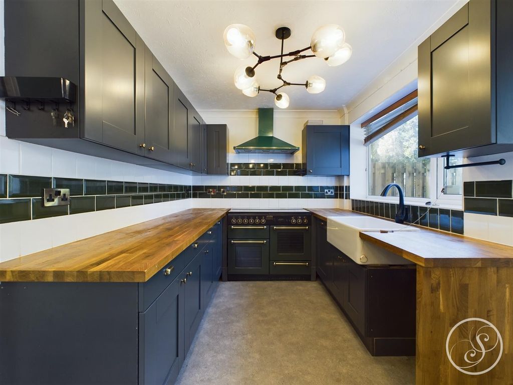 Property photo 1 of 16 Cam02071G0-Pr0382-Still004.Jpg