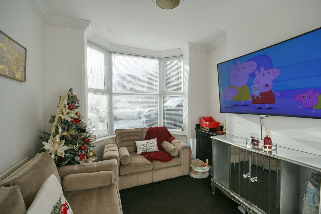 Property photo 2 of 15