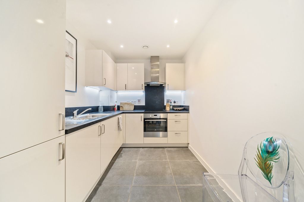 Property photo 2 of 13