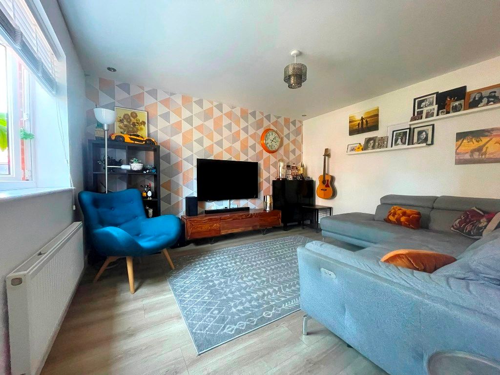 Property photo 3 of 23