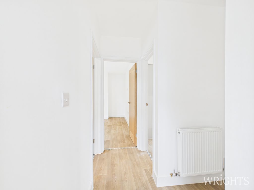 Property photo 3 of 15 Cam02796G0-Pr0481-Still003
