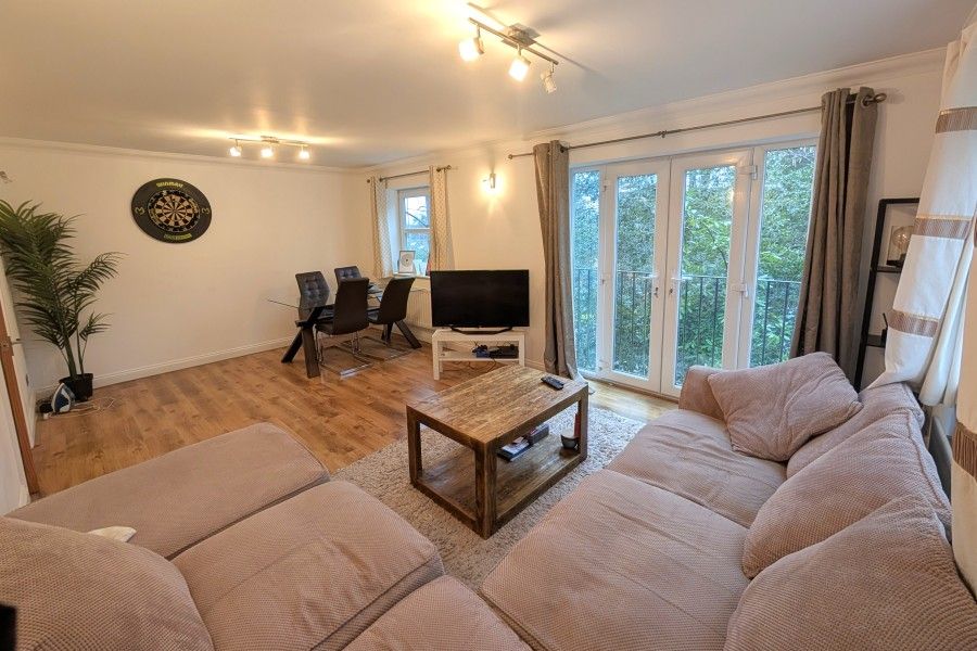 Property photo 3 of 8