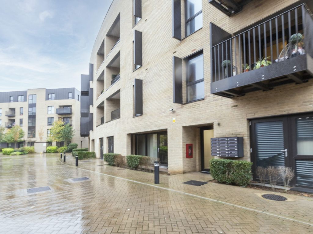 Property photo 1 of 2