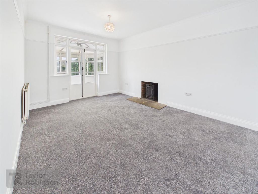 Property photo 3 of 18 Cam02600G0-Pr0674-Still002.Jpg