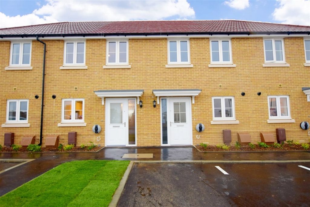 Property photo 1 of 7 (Main)