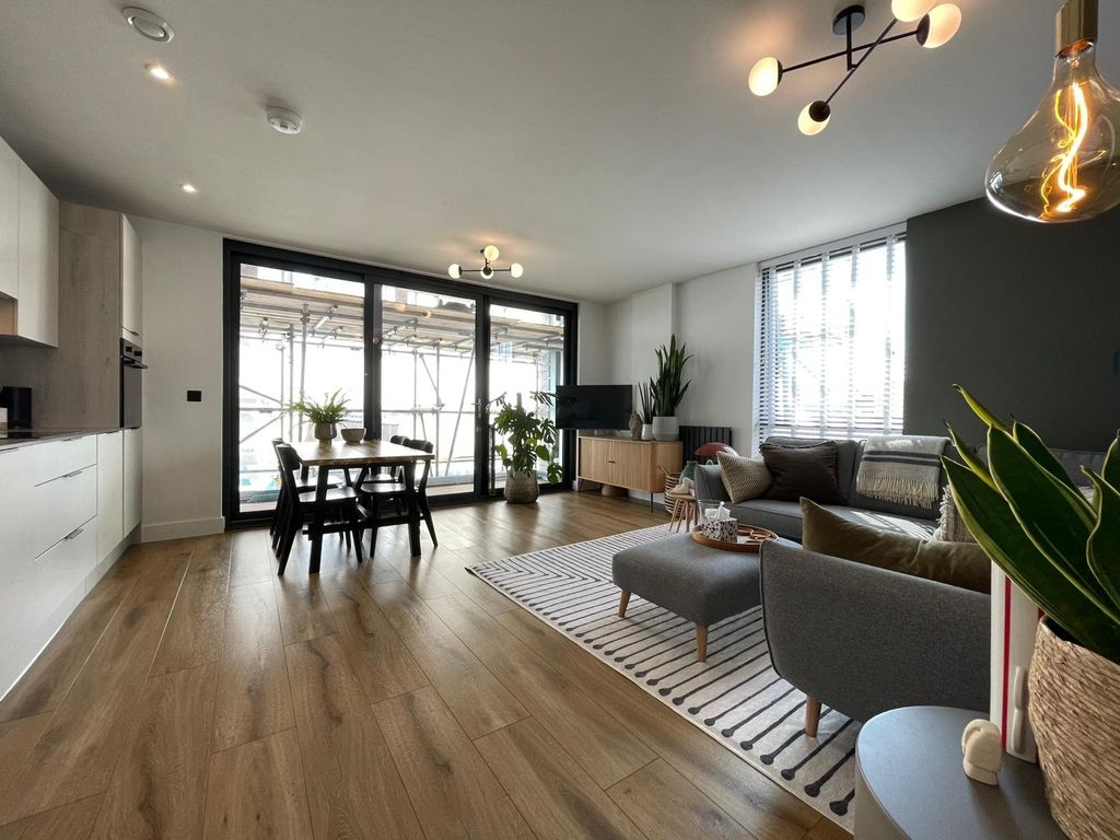 Property photo 1 of 10 Photo-2025-09-30-09-51-20