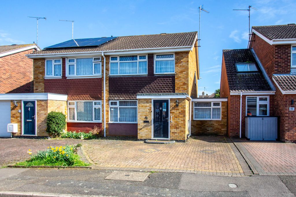 Property photo 1 of 13 Front