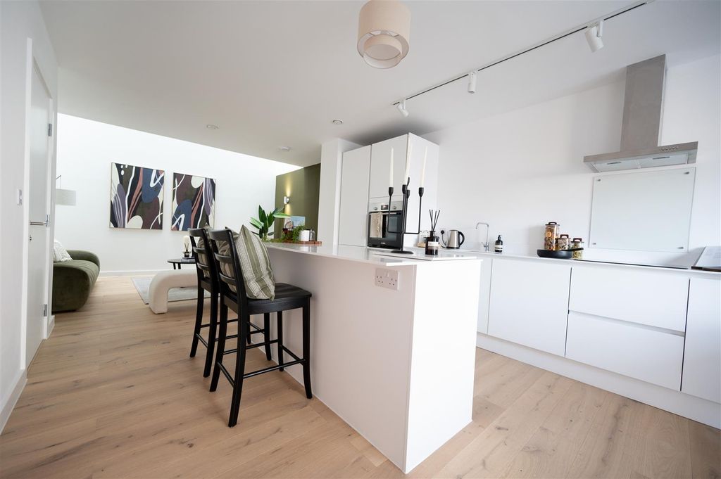Property photo 3 of 32 Gl1_2761 (2).Jpg