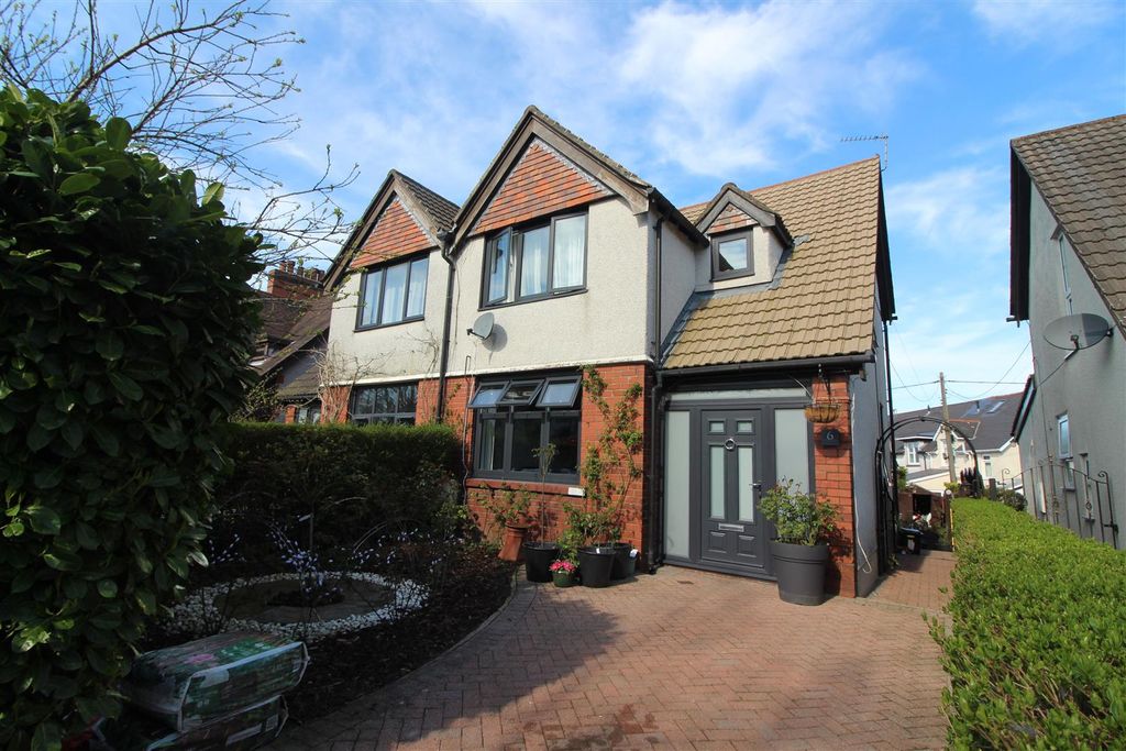 Property photo 1 of 28 Outside