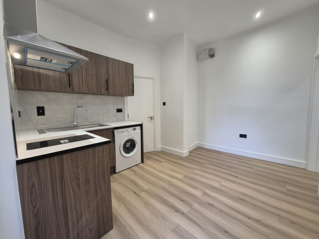 Property photo 1 of 13 1 Bed Flat To Rent Station Road/ Hendon Nw4