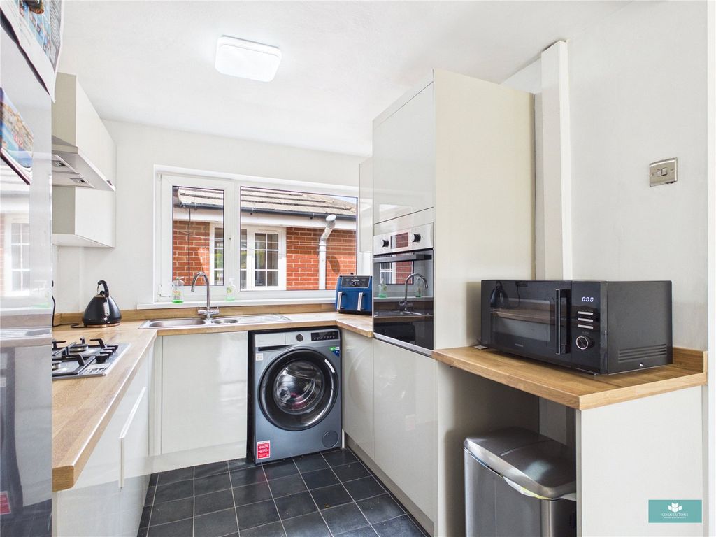 Property photo 3 of 27 Picture No. 03