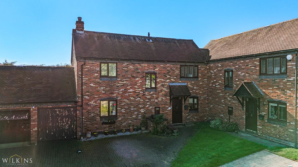 Property photo 1 of 37 Photograph