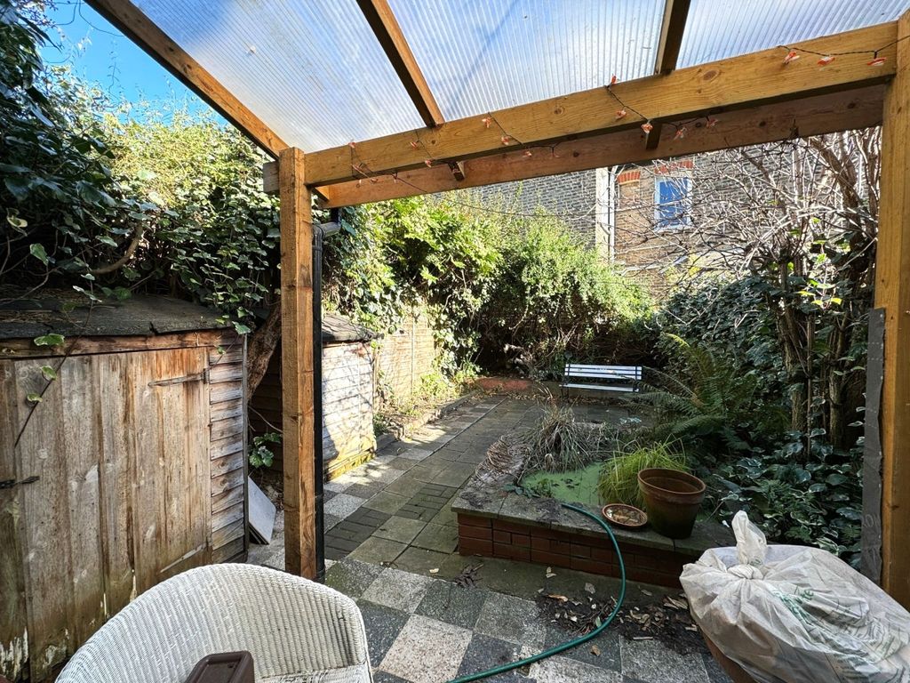 Property photo 3 of 9