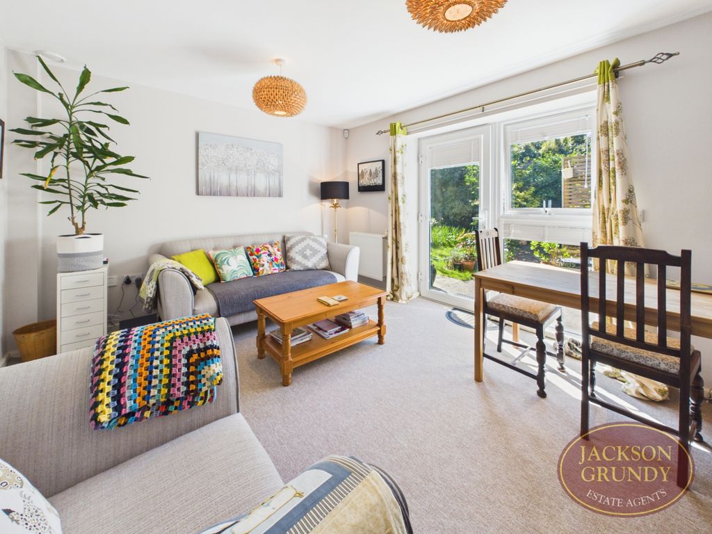 Property photo 3 of 15 Photo 2