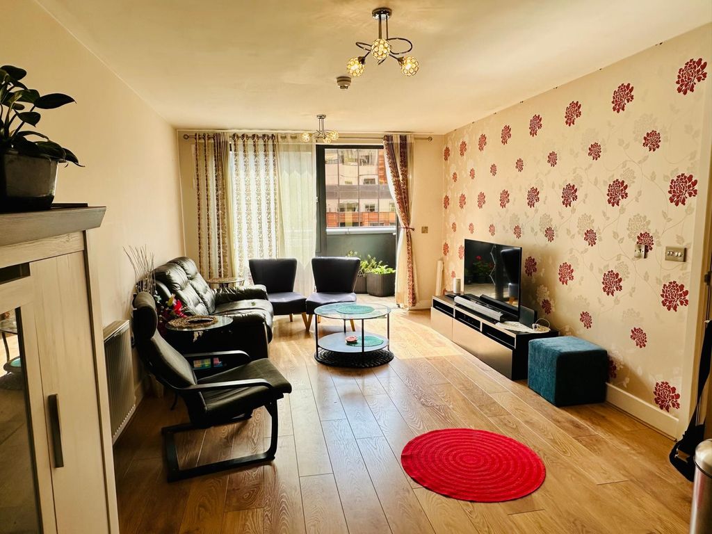 Property photo 2 of 14
