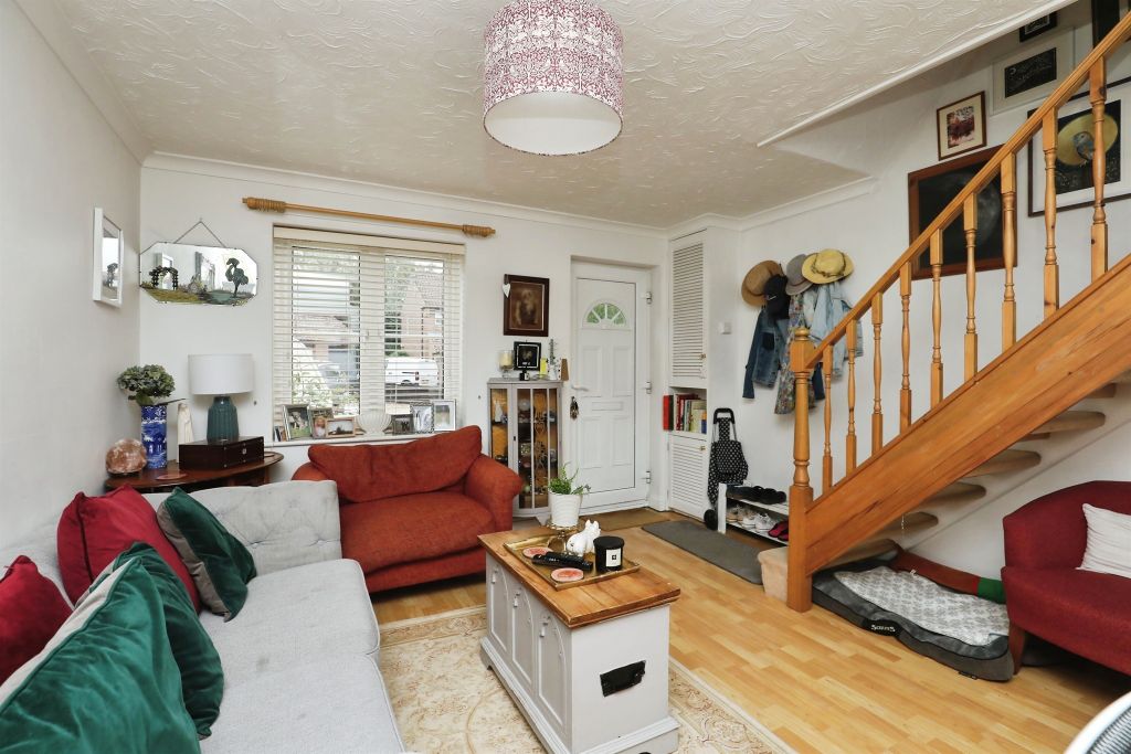 Property photo 2 of 16