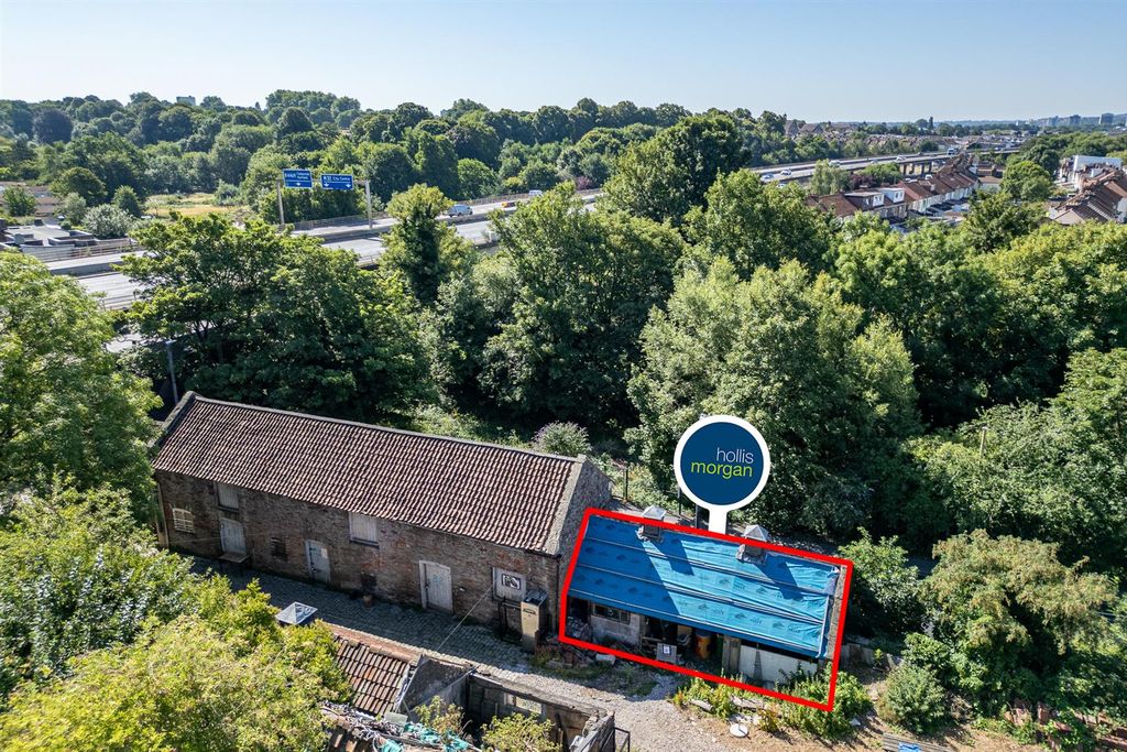 Property photo 2 of 21 Barn 3 @ Bridge Farm, Bell Hill Stapleton, Bristol