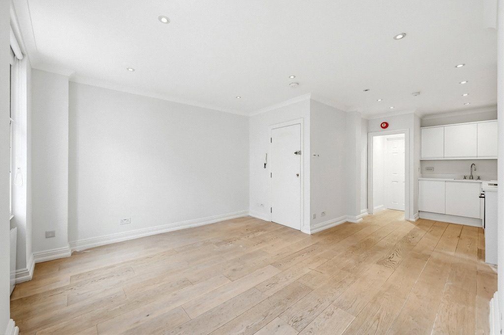 Property photo 2 of 12 Wardour Street