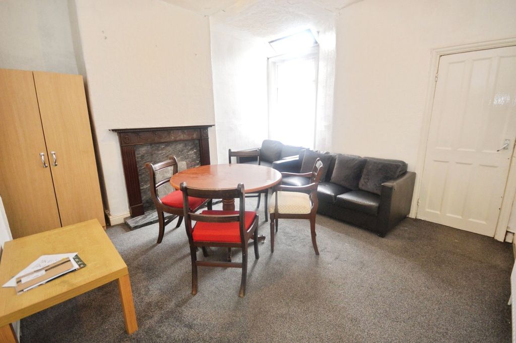 Property photo 3 of 12 Reception Room